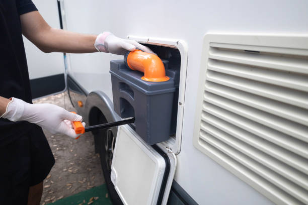 Portable Toilet Options We Offer in Manhasset Hills, NY